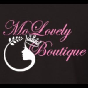 Meet your Posher, Monique